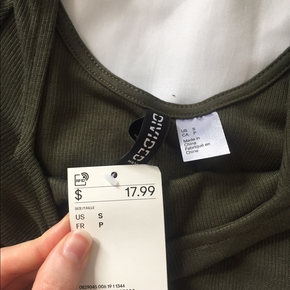 H&M Button Dress - Picture 2 of 2